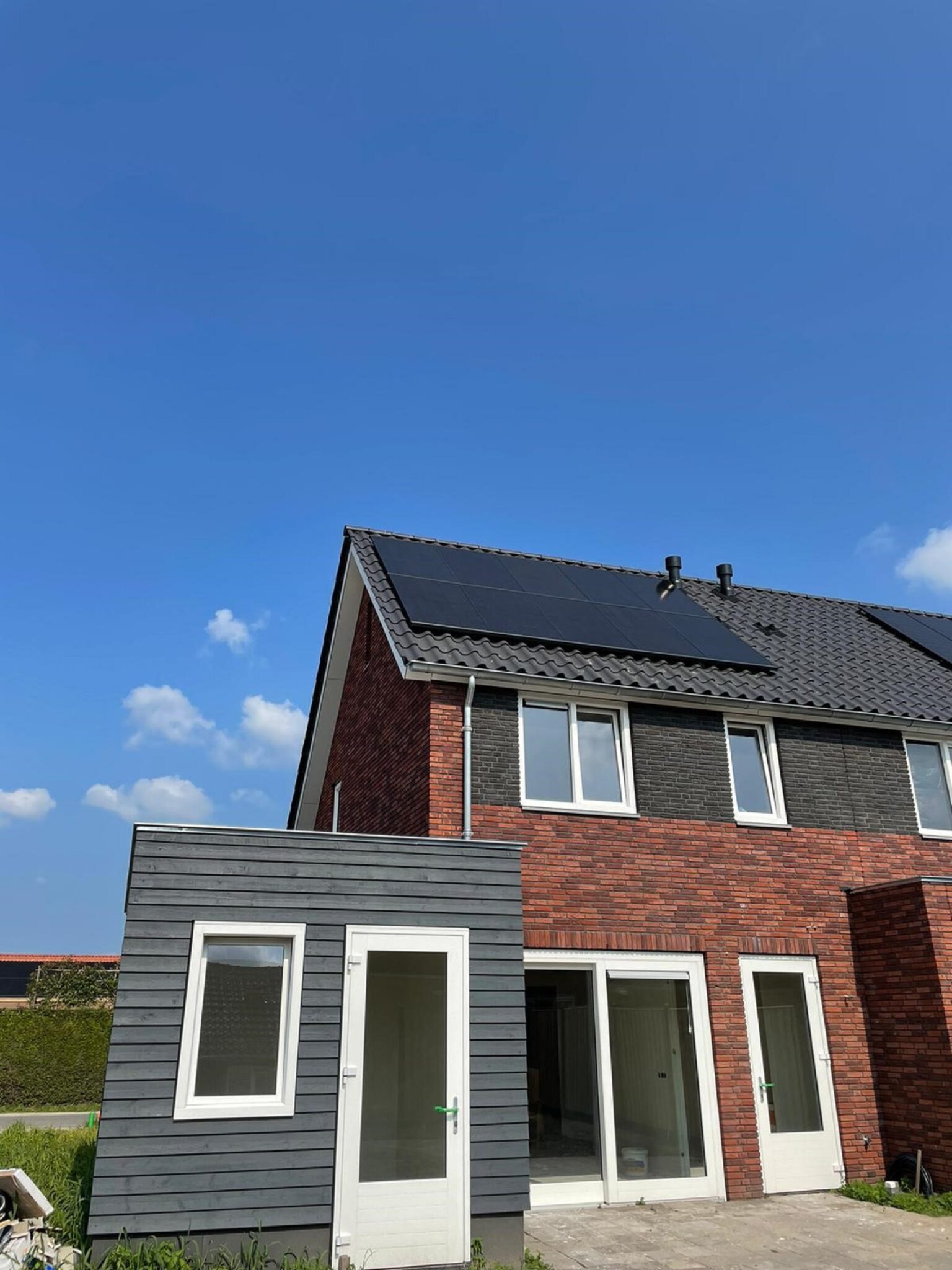 Zonnepanelen Hoogeloon